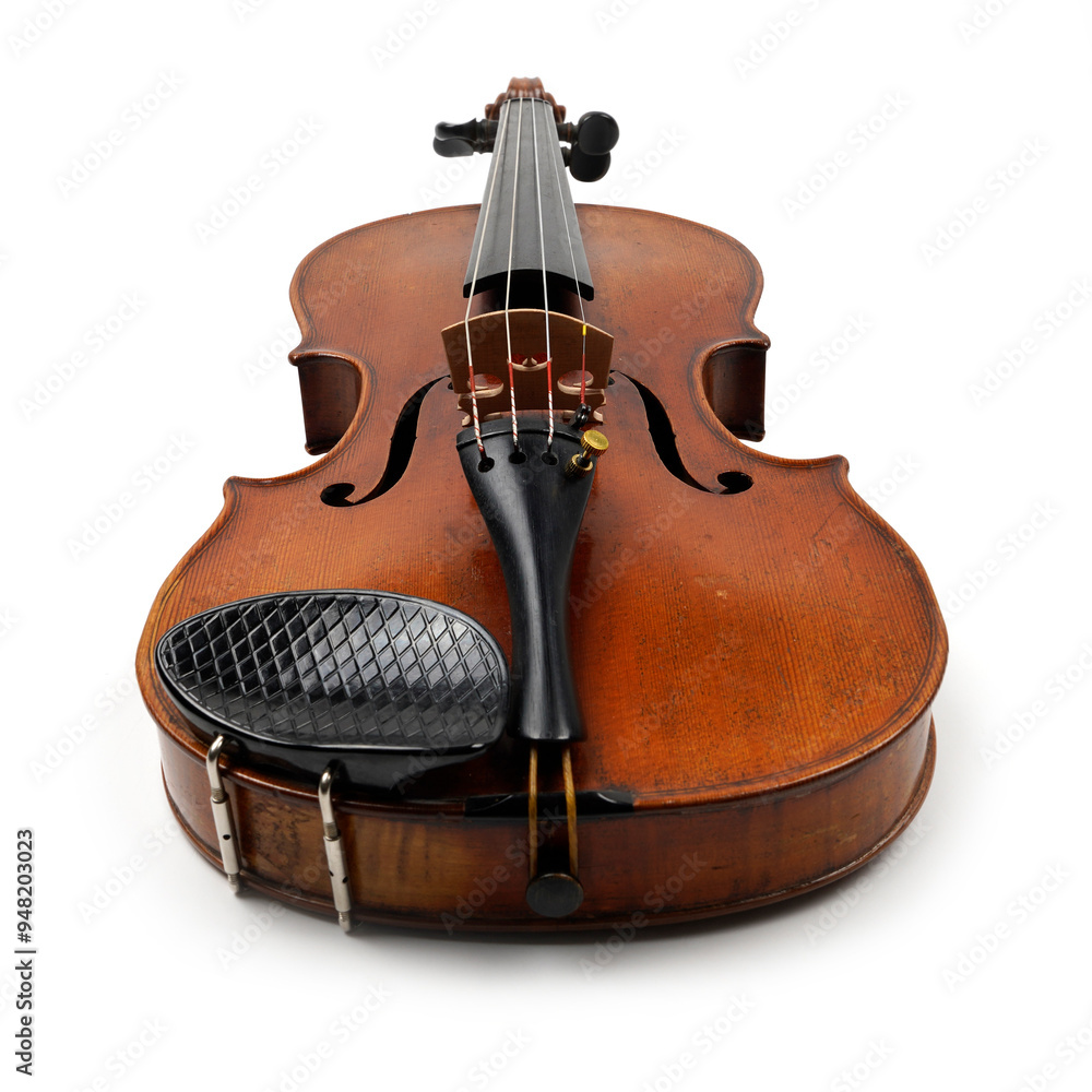 Obraz premium Old violin on a white background