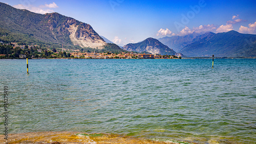 Φωτογραφία Lake Maggiore lake and in lombardia North Italy