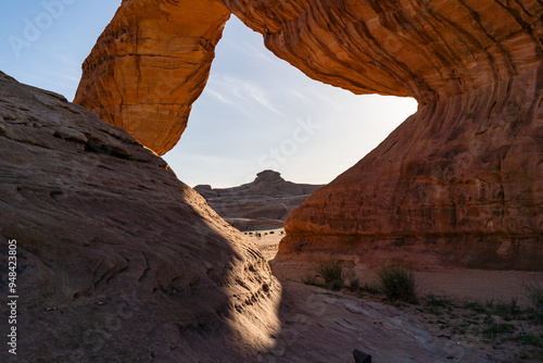 Rainbow Regenbogen Arch Felsformation im Wüstenland AlUla Medina Saudi-Arabien photo