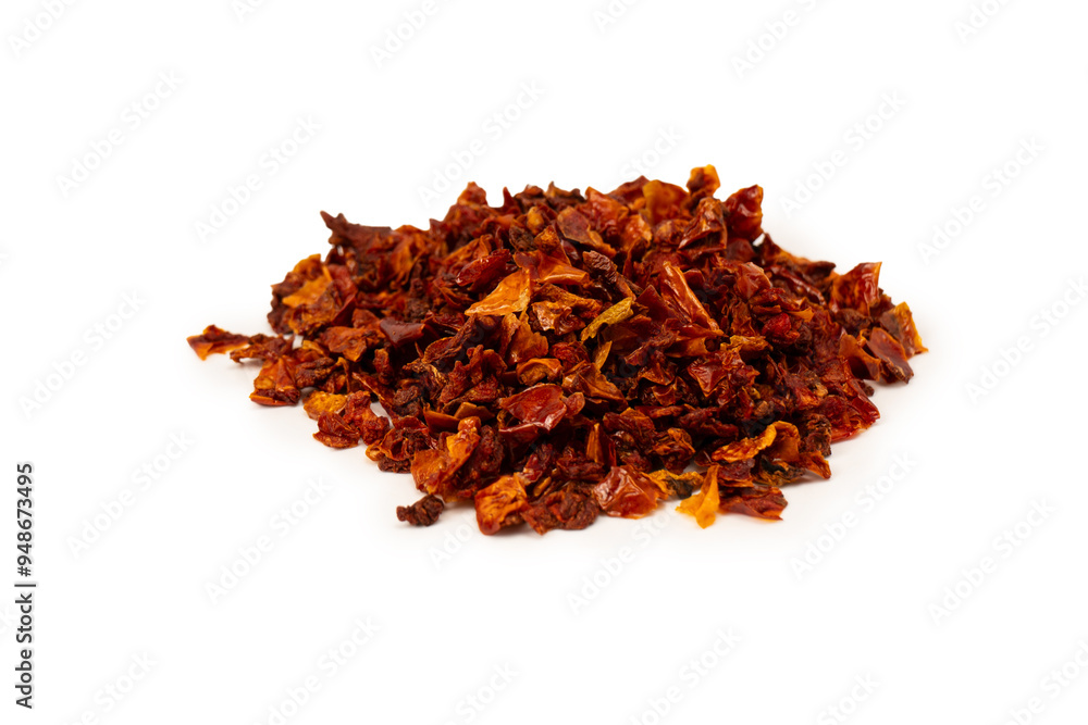 Obraz premium Dried tomatoes isolated on a white background.