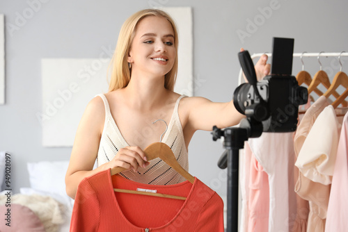 Beautiful young fashion blo...