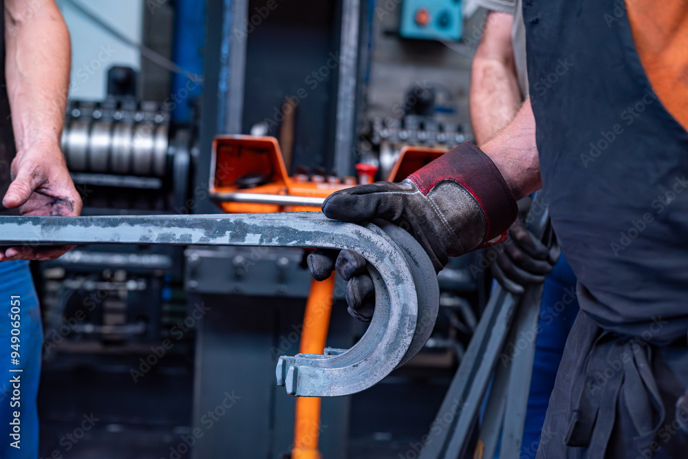 Pièce de métal dans une usine de métallurgie Pièce de métal dans une usine de métallurgie
