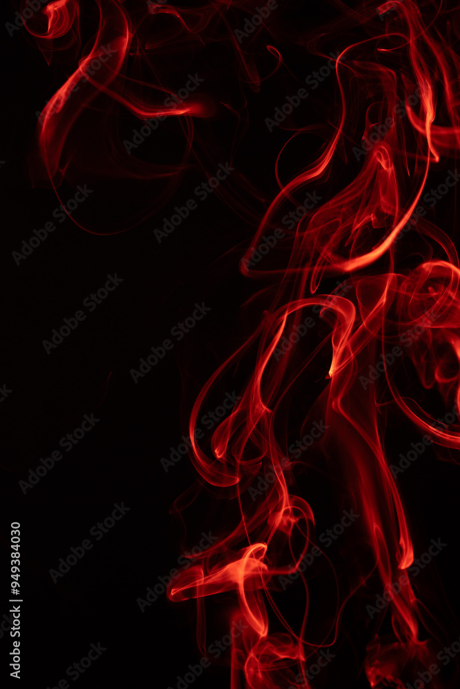 humo retroiluminado con gel de color rojo y fondo negro humo retroiluminado con gel de color rojo y fondo negro