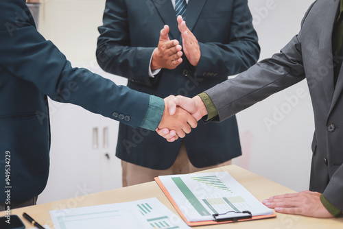 Wallpaper Mural A lawyer meets with clients in a professional office, offering expert legal consultation and representation. Specializing in business planning, they operate within private firms or as freelance Torontodigital.ca