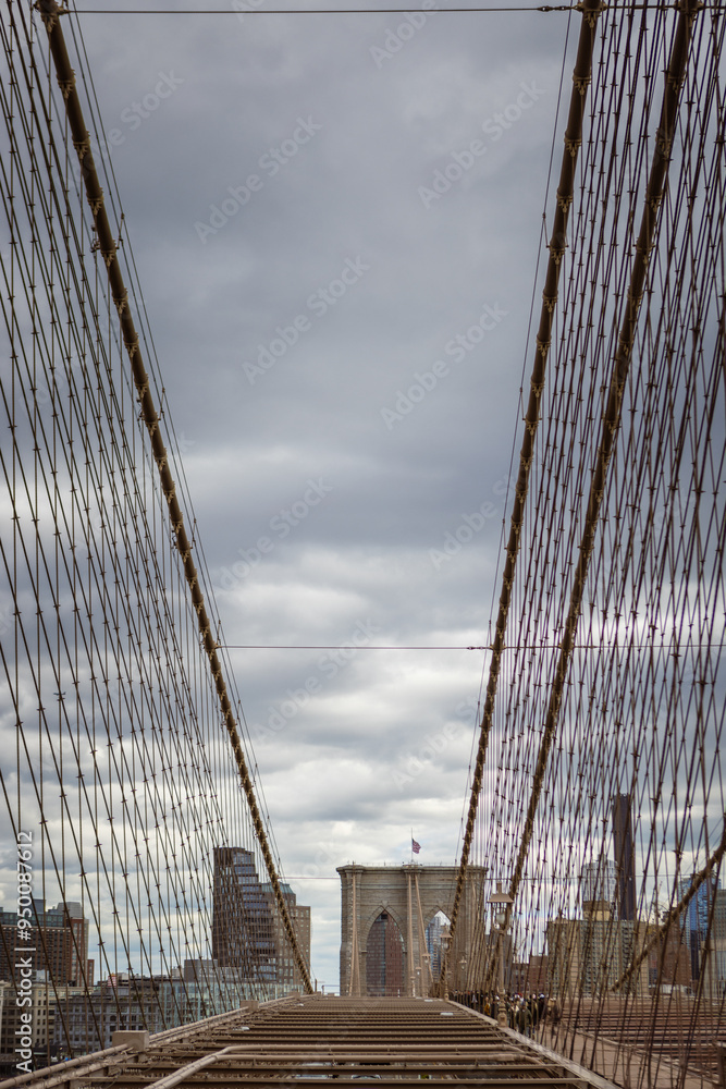Fototapeta premium Bridge Suspense at Dusk