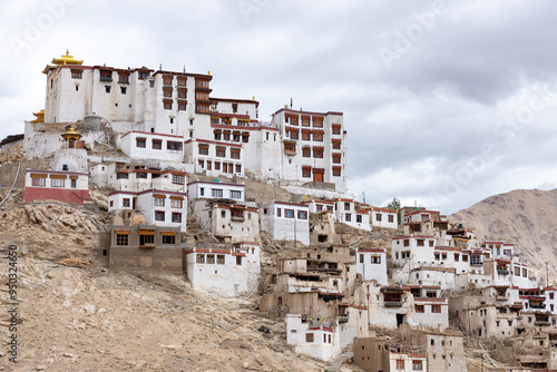 Monastère de Chemrey au Ladakh, Inde photo