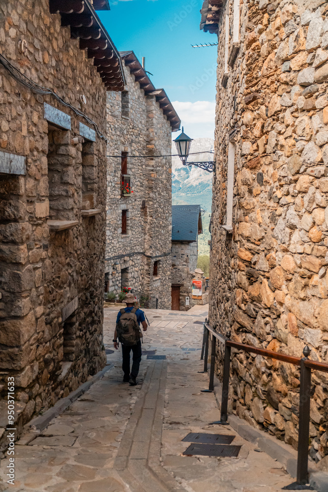 Houses and streets in Cerler old Pirineos town, Huesca (Spain) Houses and streets in Cerler old Pirineos town, Huesca (Spain)