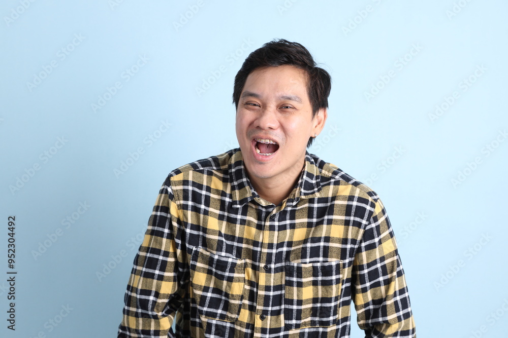 35s Asian man 35s Asian man