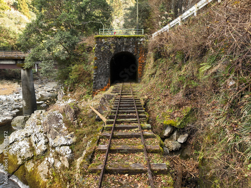 高知県馬路村　魚梁瀬森林鉄道　五味隧道 photo