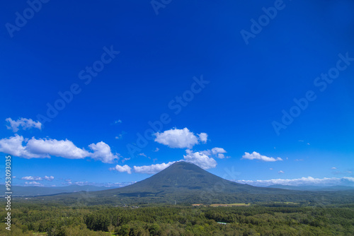 北海道ニセコの羊蹄山