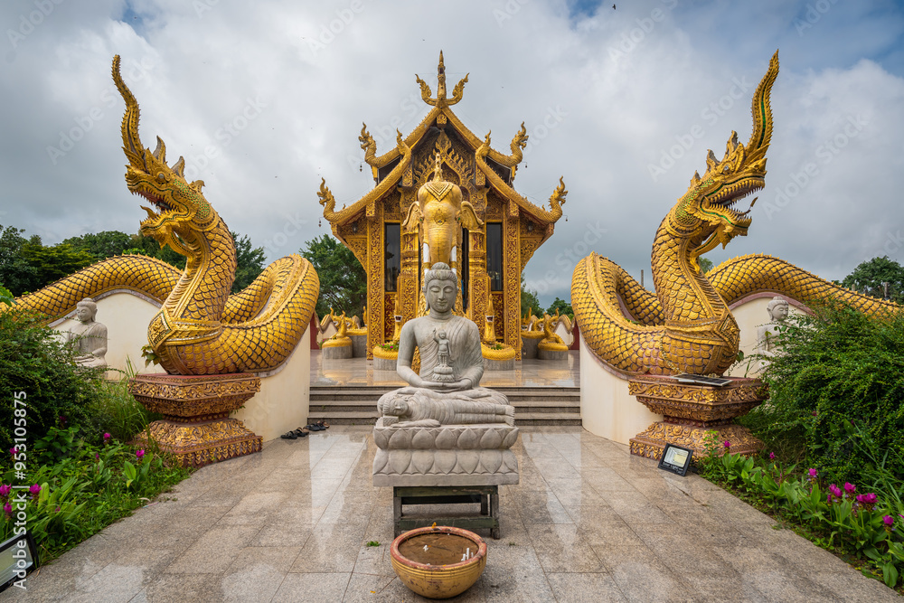 Fototapeta premium Wat Pa Thep InWat Pa Thep Intara Pradit, Chaiyaphum, Thailandtara Pradit
