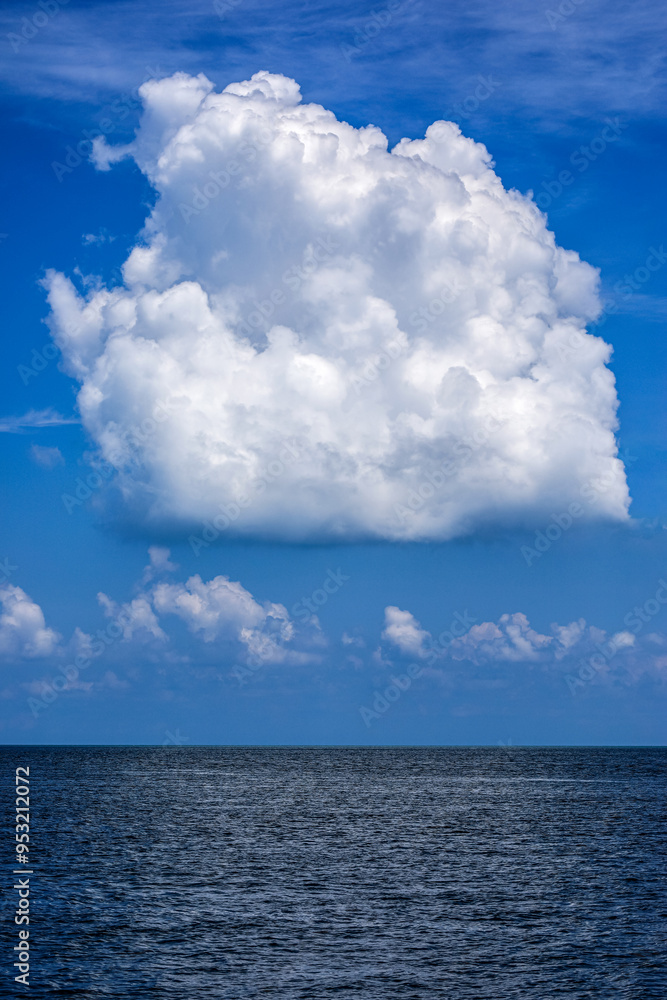 Fototapeta premium blue sky and sea