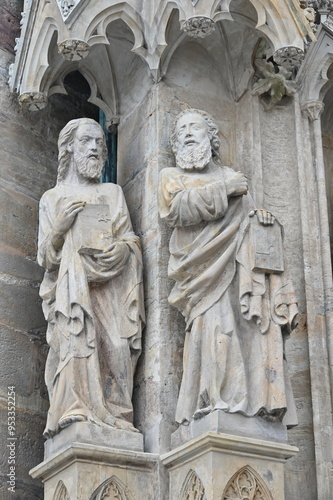 Statuen am Erfurter Dom