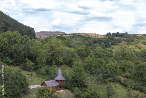 Wallpaper Mural Dorf und Kirche in Siebenbürgen Torontodigital.ca