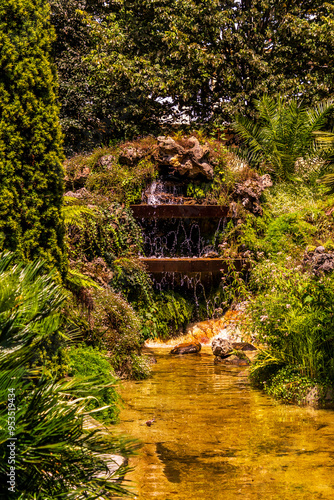 Fuente en un parque de San Sebastián, España. photo