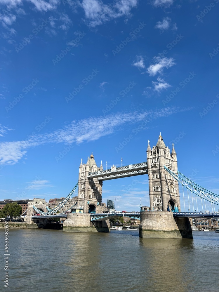 Fototapeta premium London Tower Bridge with water and sky