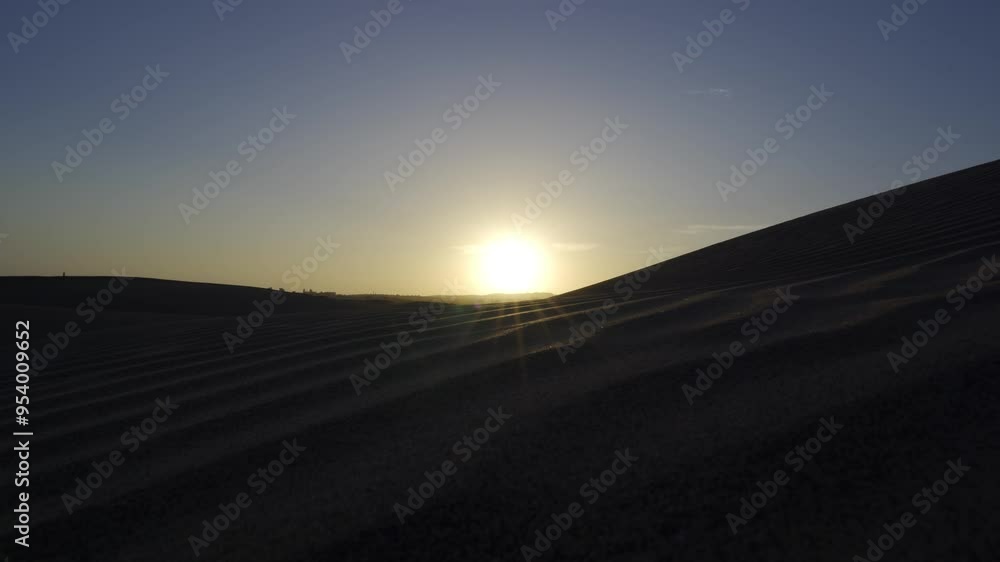 atardecer en las dunas de Maspalomas, Gran Canarias, España. Agosto de 2024. atardecer en las dunas de Maspalomas, Gran Canarias, España. Agosto de 2024.