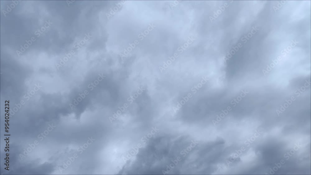 Gray sky getting gloomier. Gray sky getting gloomier.