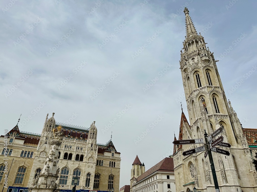 Turm der Matthias Kirche in Budapest. Turm der Matthias Kirche in Budapest.