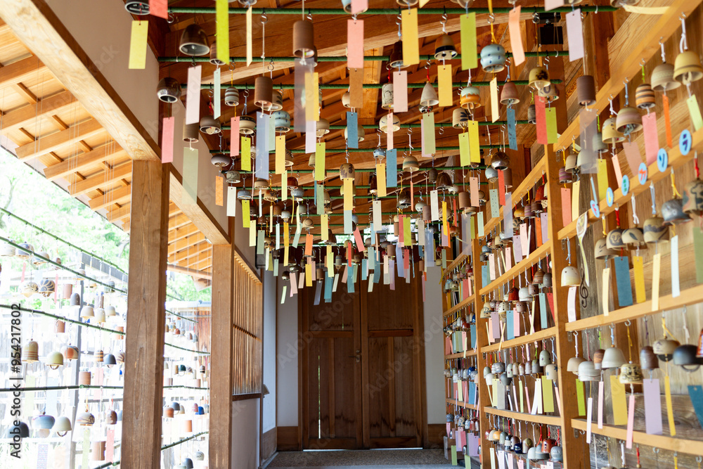 Fototapeta premium 越前陶芸村の陶ふうりん