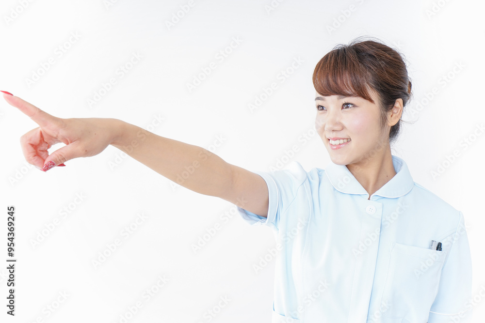 指を指す看護師 指を指す看護師