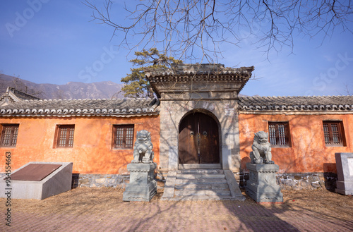 Lingyue Temple, a thousand-year-old temple in Beijing photo