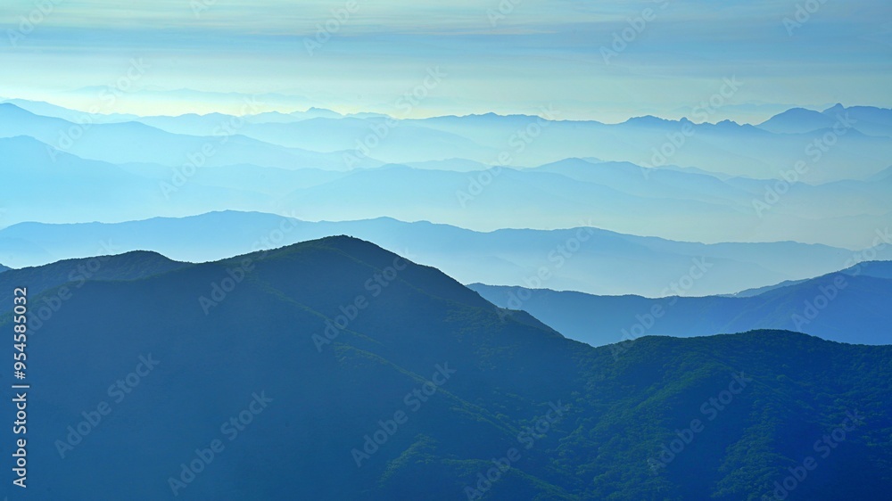Fototapeta premium Beautiful scenery of Deogyusan Mountain in Korea