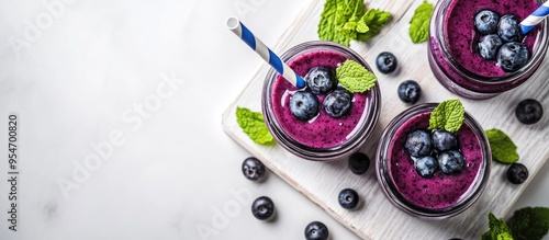 Violet blueberry smoothie i...