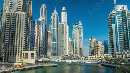 Konstfotografi Dubai Marina towers and canal in Dubai timelapse hyperlapse