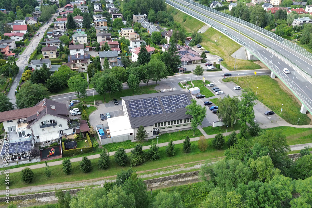 Rooftop solar panels on grocery store Rooftop solar panels on grocery store