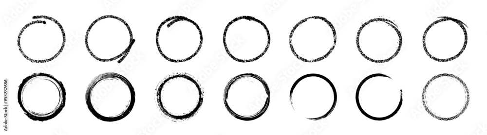 Brush circle. Grunge style. The texture of the brush is beautiful. Brush circle. Grunge style. The texture of the brush is beautiful.