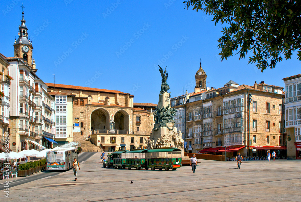 Naklejka premium Charming Historic Streets and Colorful Architecture of Vitoria, Spain