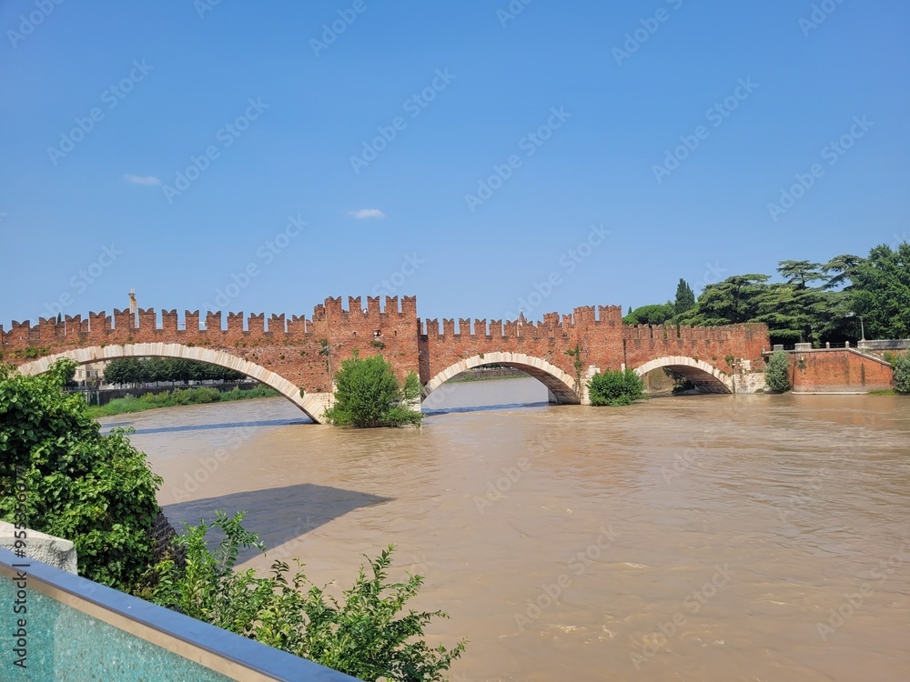 Obraz premium A red brick bridge. 