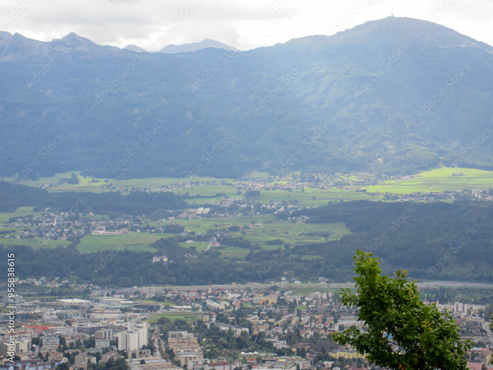 Fototapeta premium Mountains over Innsbruck Austria