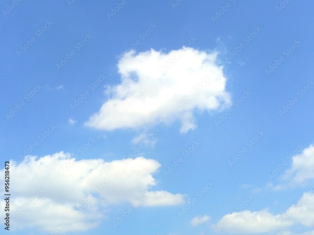 Fototapeta premium background photo of beautiful blue sky and white clouds