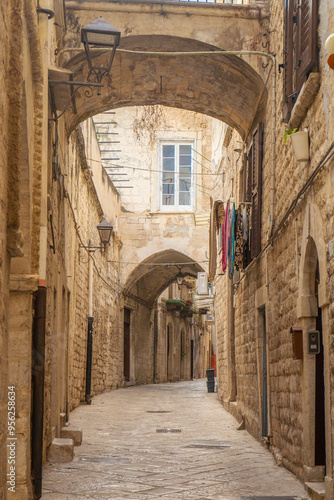 Foto View of the historic center of Trani in Puglia.