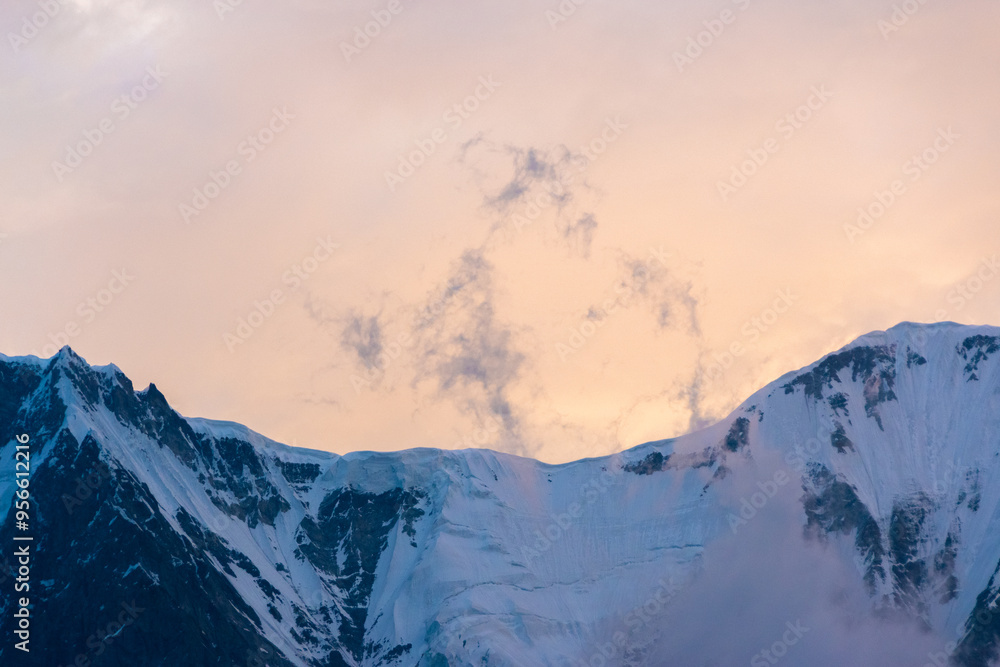 Obraz premium Atardecer en el macizo del Nanga Parbat, Pakistan