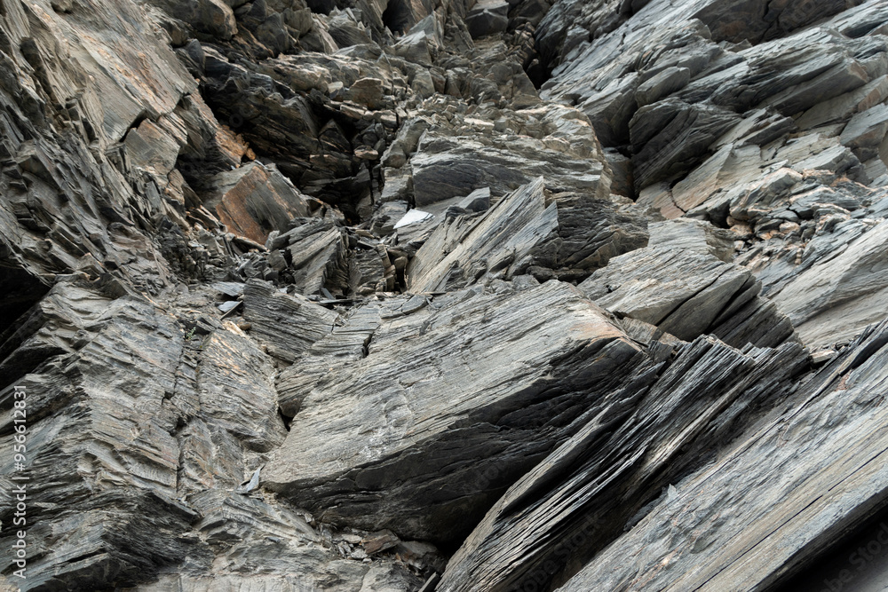 Rocas hojaldradas de las montañas de Pakistán Rocas hojaldradas de las montañas de Pakistán