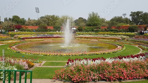 Visitors at Amrit Udyan, known as Mugal Garden, in Rashtrapati Bhavan photo