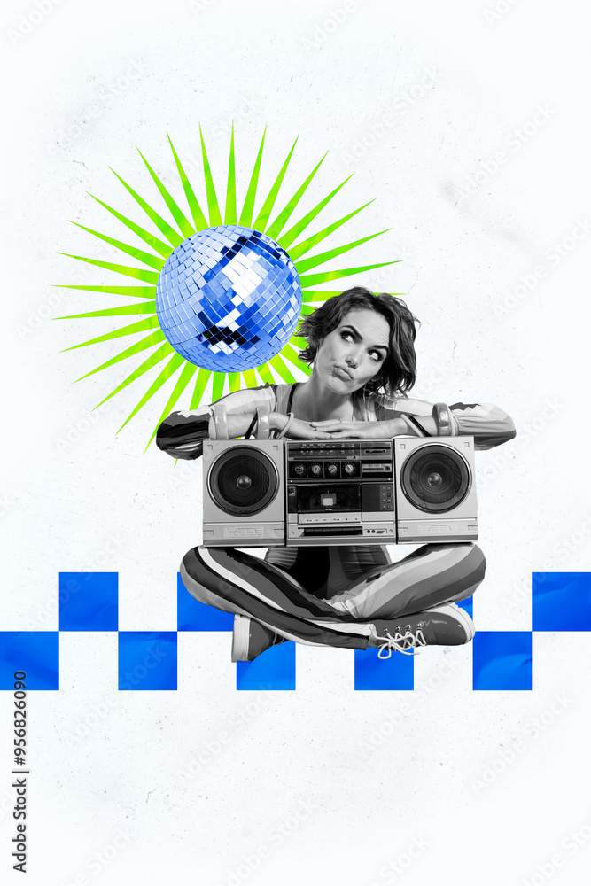 Obraz premium Composite trend artwork sketch collage of carefree party vintage nightclub young lady sit hand hold boombox face emoji think disco ball