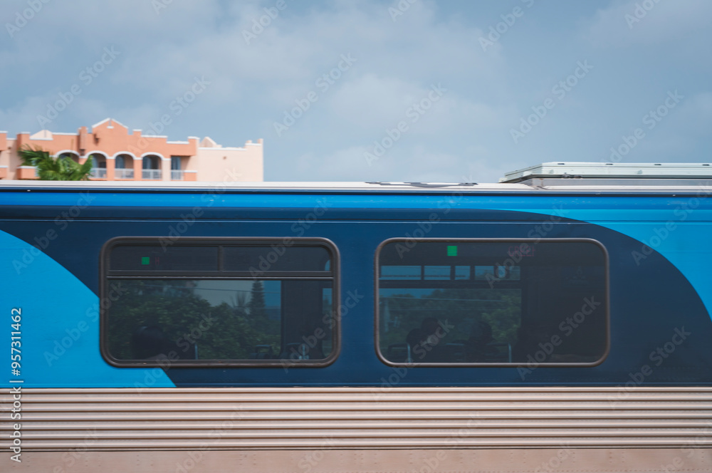 Fototapeta premium train on the railway station miami 