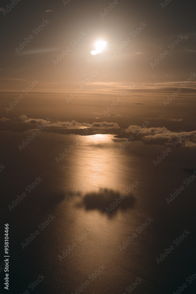 Fototapeta premium sunset over the sea