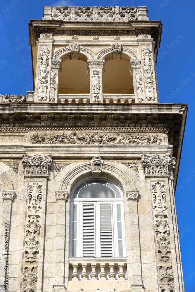Obraz premium Top floor turret of a neo-Renaissance style building from 1914 on 302 Paseo del Prado west side, Palacio Matrimonios-Wedding Palace. Havana-Cuba-676