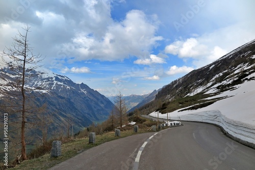 Wallpaper Mural Majestic Views from the Grossglockner Torontodigital.ca