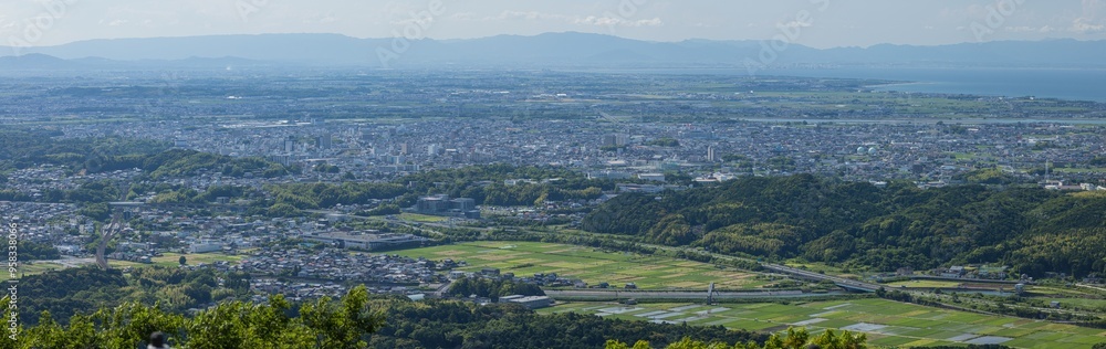 日本 三重県伊勢市 伊勢志摩スカイライン沿いにある一宇田展望台から眺める伊勢平野 日本 三重県伊勢市 伊勢志摩スカイライン沿いにある一宇田展望台から眺める伊勢平野