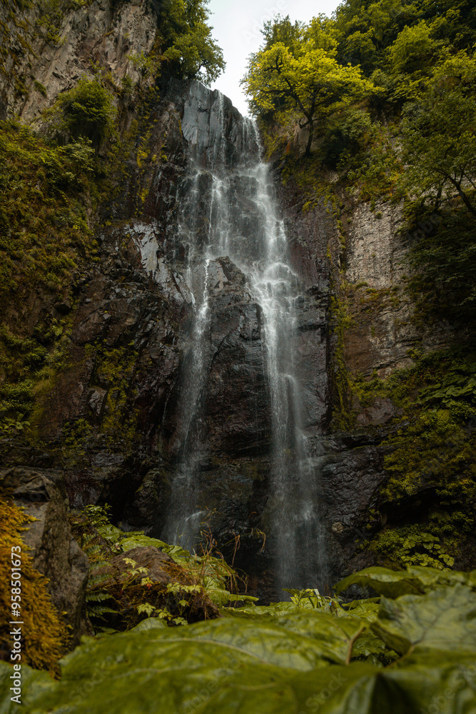 Obraz premium A beautiful waterfall in Azerbaijan