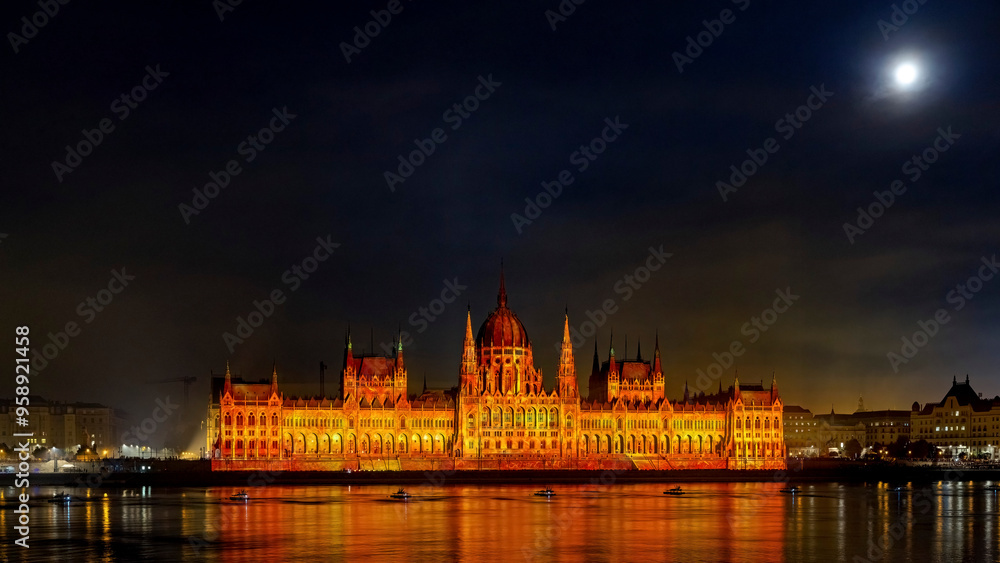 Fototapeta premium The Hungarian Parliament