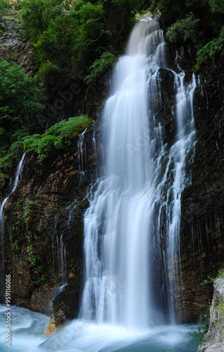 Kapuzbasi Waterfalls, located in Kayseri, Turkey, is one of the most important waterfalls of the country.
