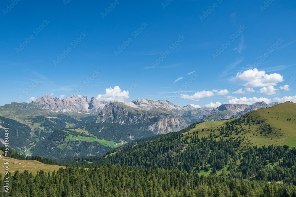 Obraz premium spectacular view of the Dolomites in Val Gardena