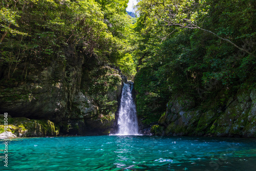 日本の風景・夏　高知　にこ淵（仁淀ブルー） photo